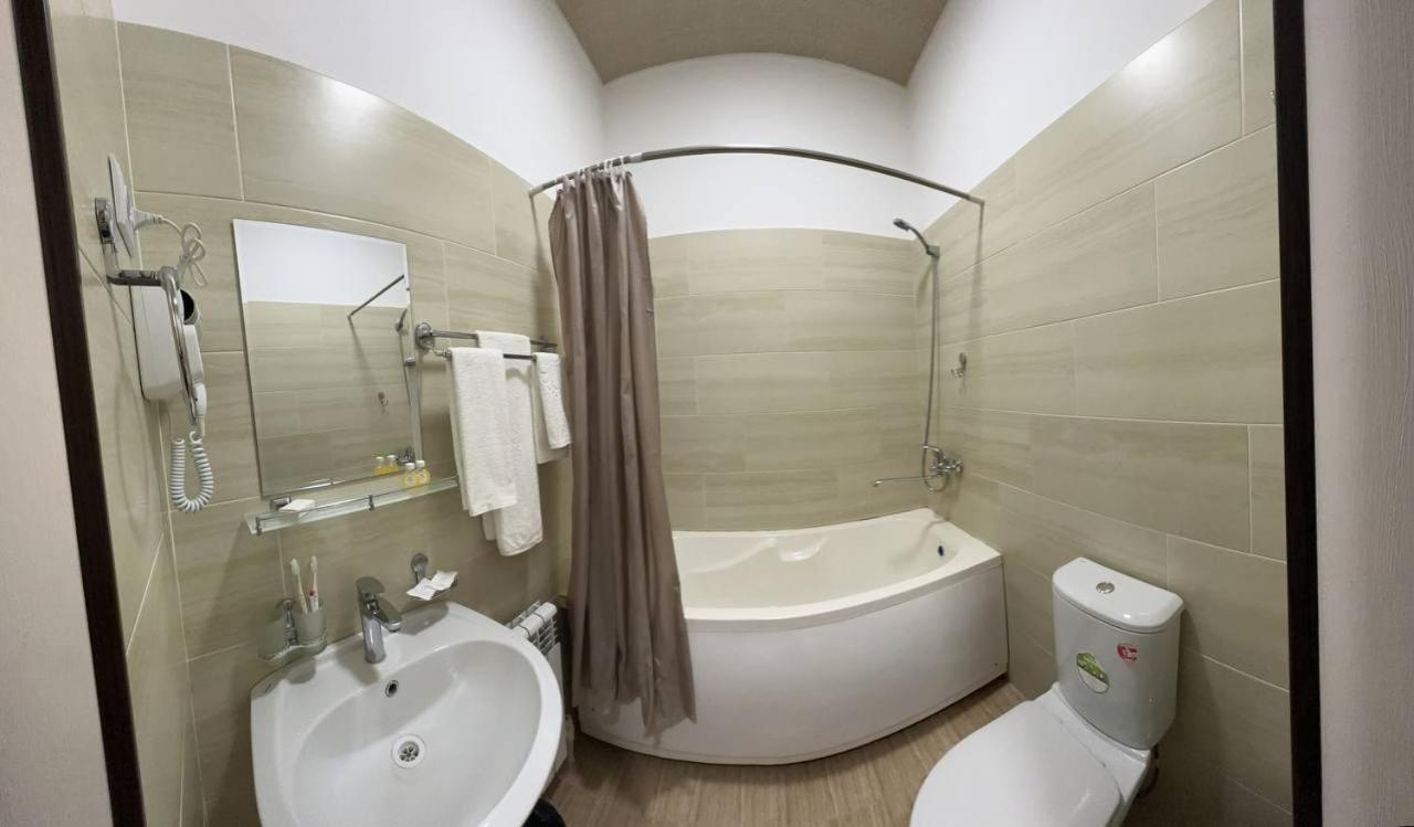 Hotel Aral ヌクス エクステリア 写真