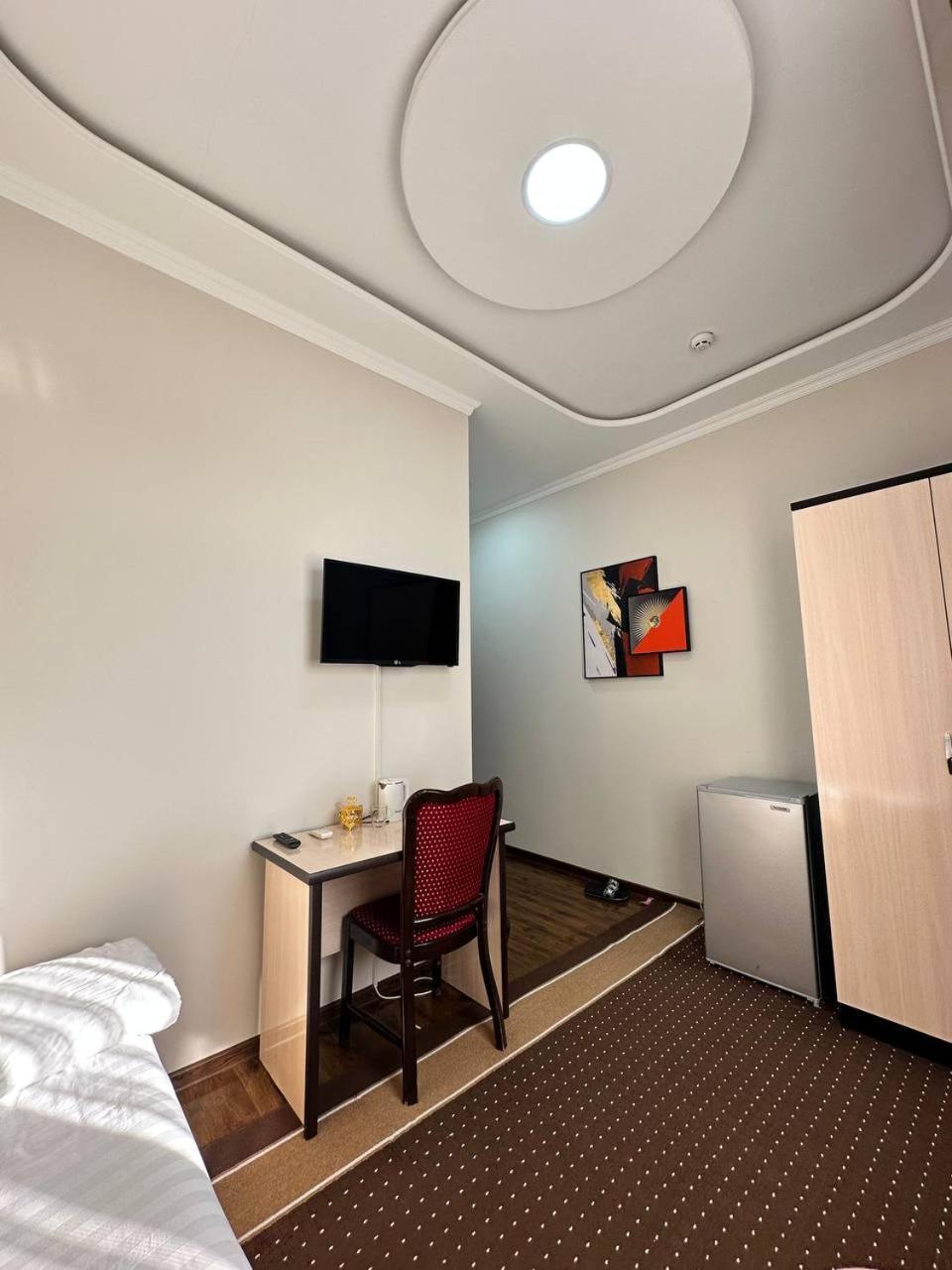 Hotel Aral ヌクス エクステリア 写真