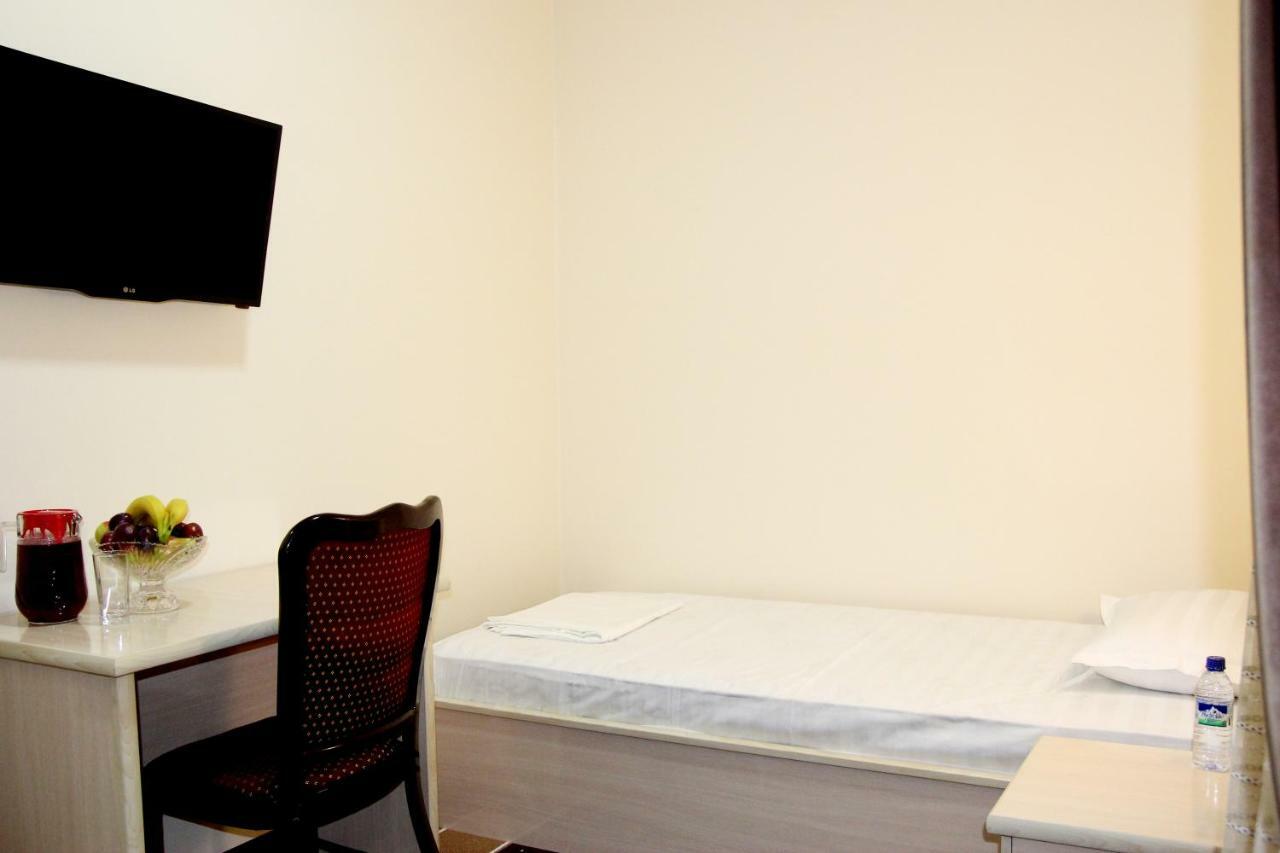 Hotel Aral ヌクス エクステリア 写真